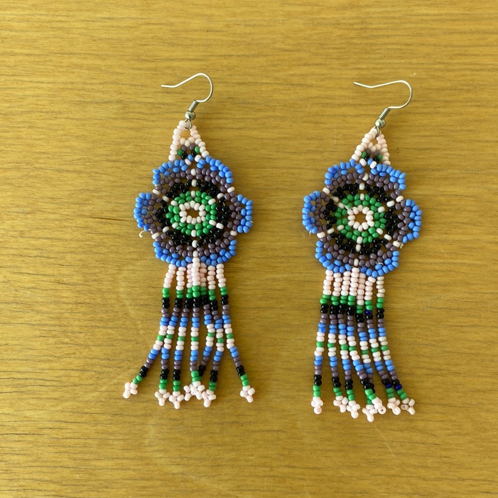 Native American beaded earrings NEW
